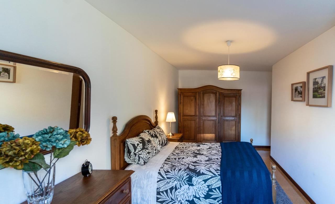 Cozy 3 Room Apartment In Penafiel Centre Екстериор снимка